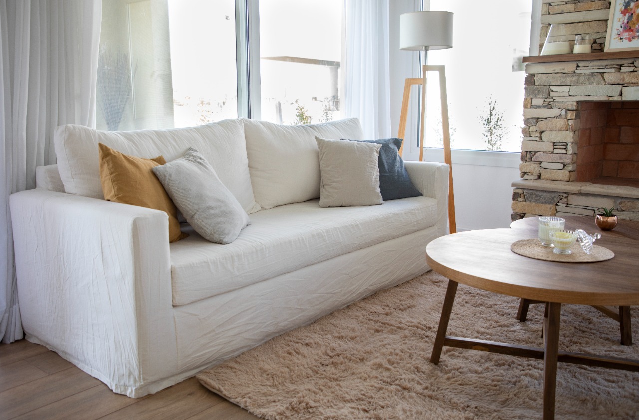 Sillón clásico a medida con placa Piero de alta densidad y fundas de tusor lavables.