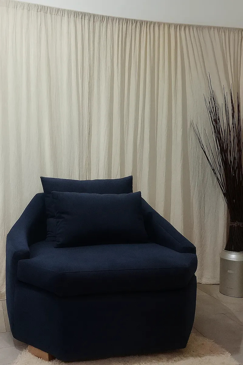 Sillón Octa de autor a medida en Don Torcuato - Placa Piero alta densidad - Decogri Fábrica